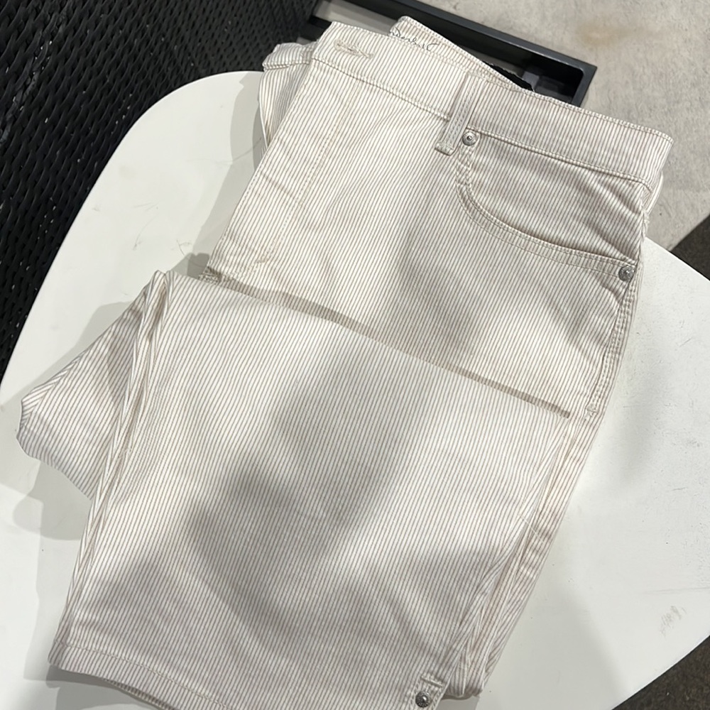 Striped Gloria Vanderbilt sliming pants